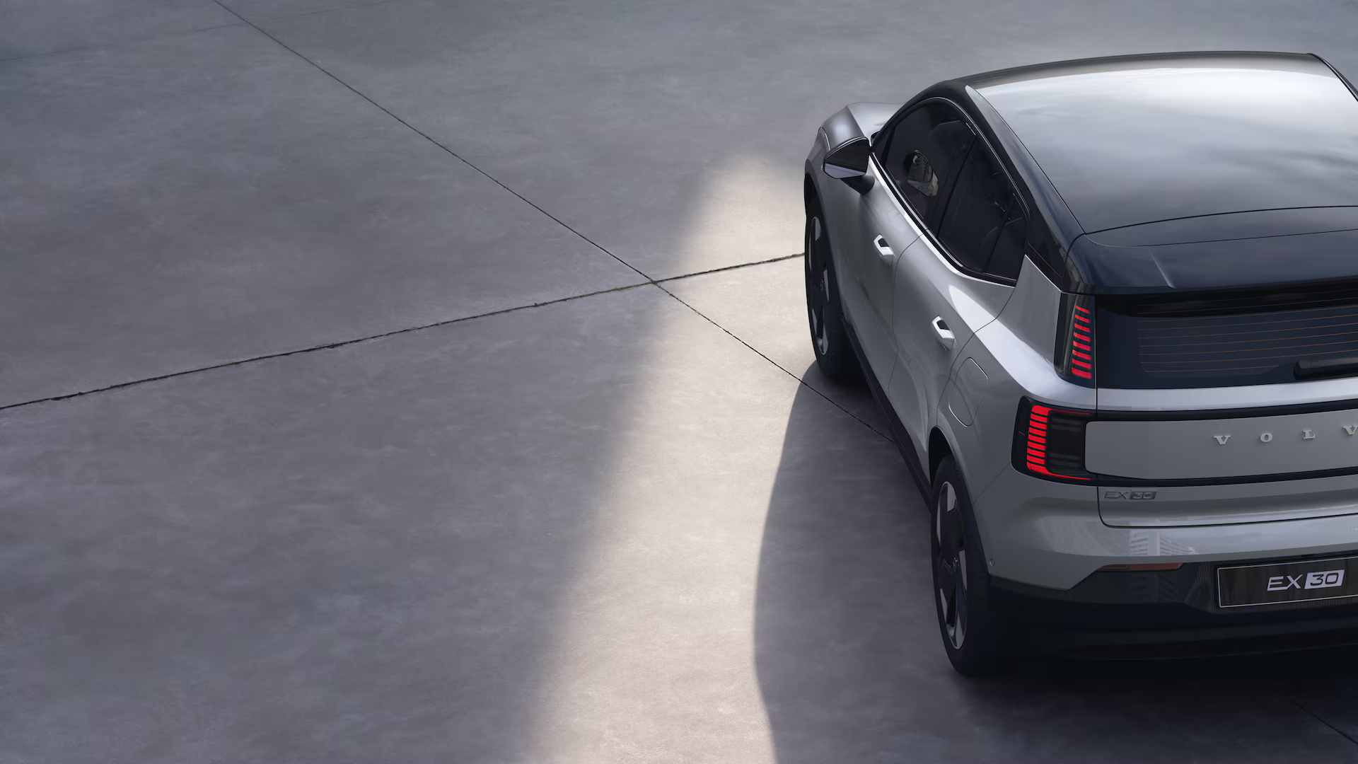 VOLVO EX30